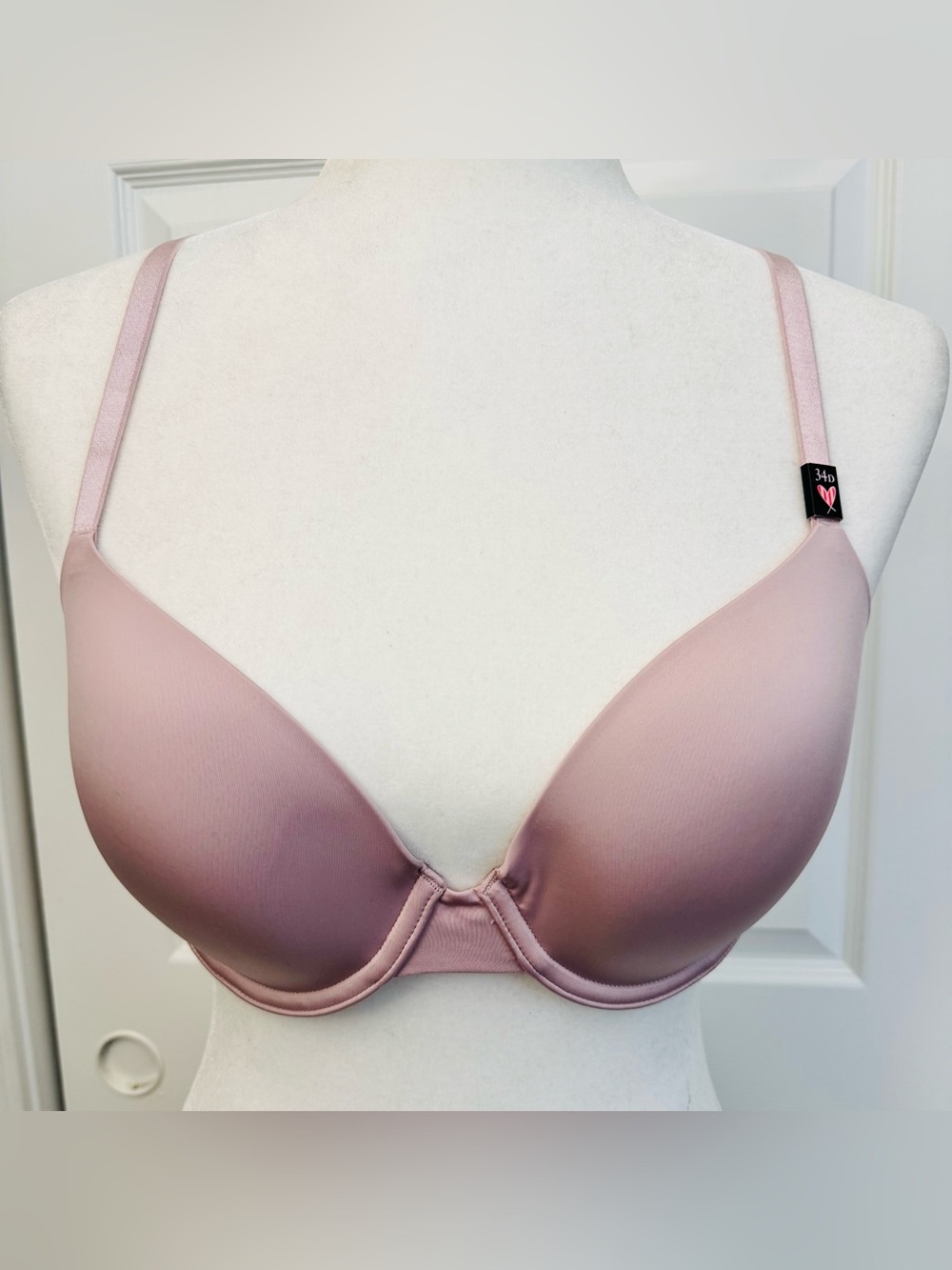 Victoria's Secret Lined Demi Bra Size 34D NWT